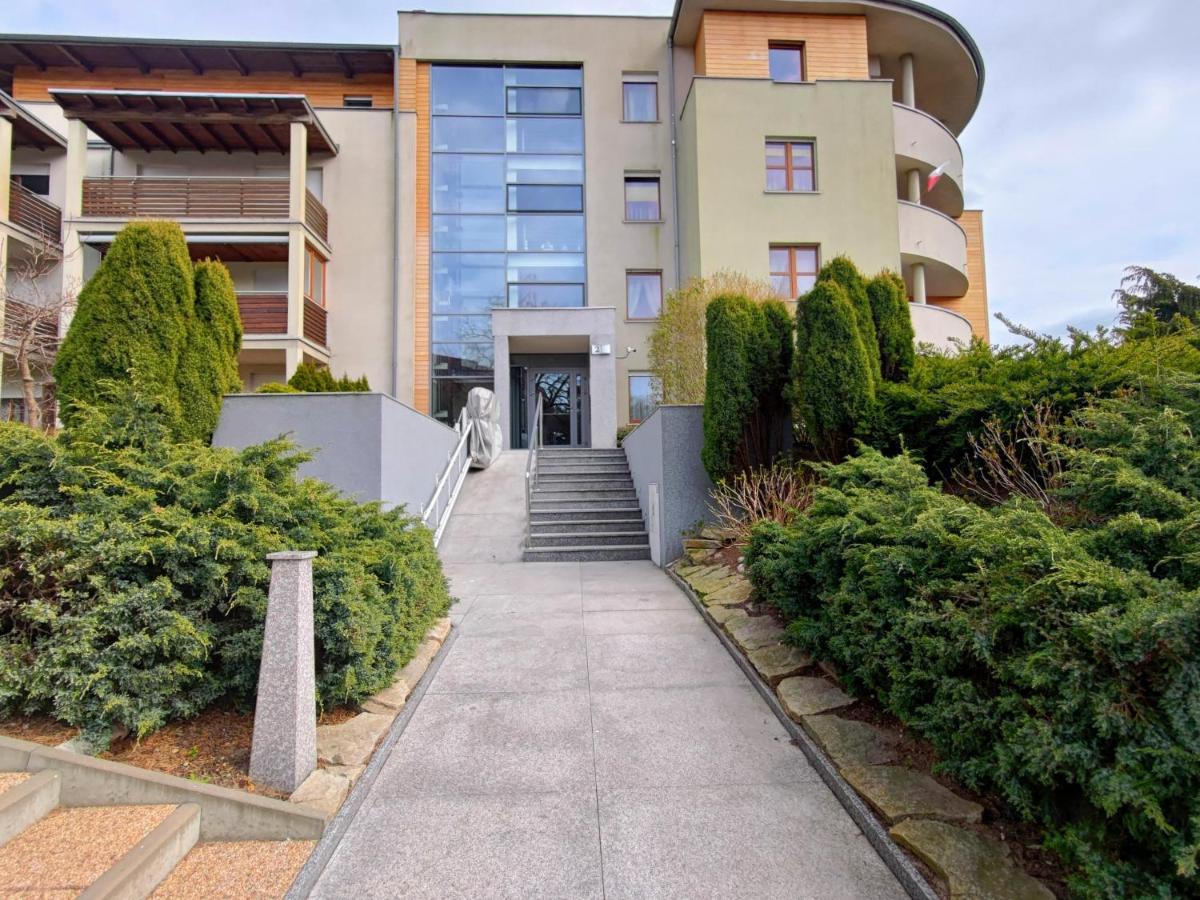 אוסטקה Komfortowy Apartament Dwupokojowy Z Tarasem I Garaz מראה חיצוני תמונה