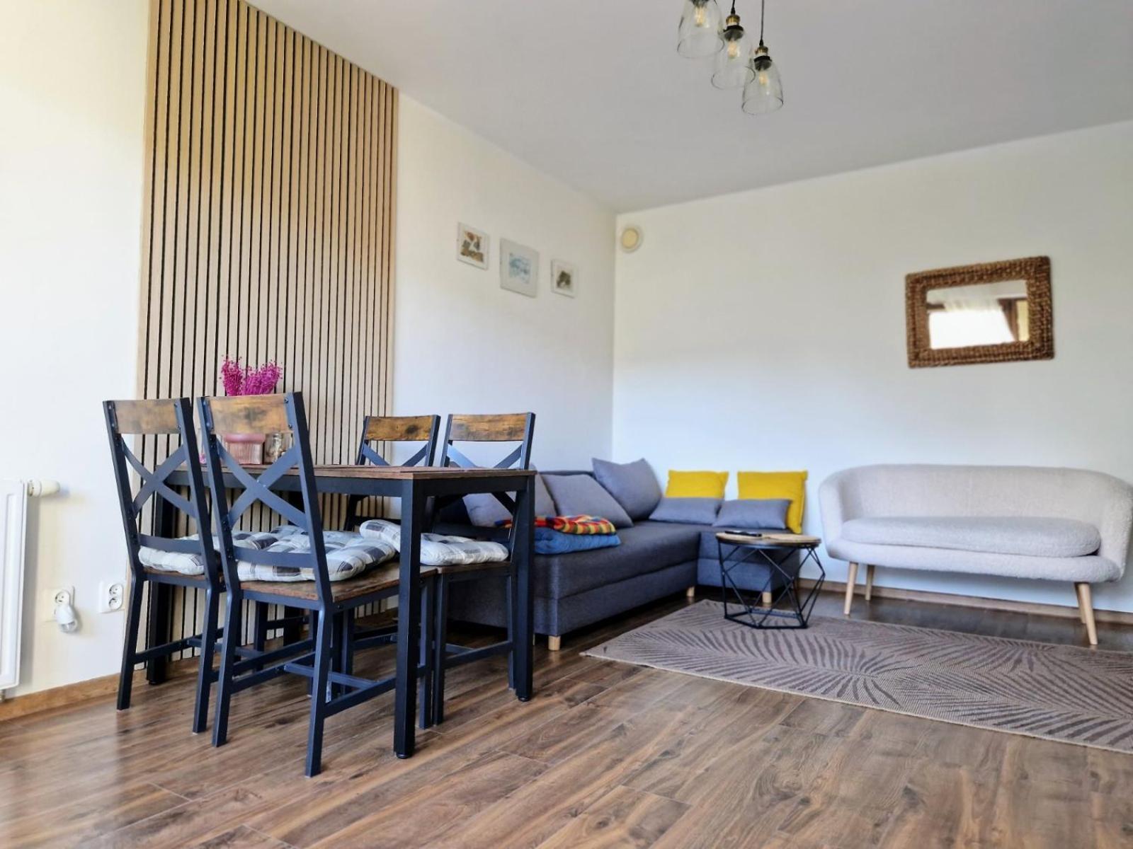 אוסטקה Komfortowy Apartament Dwupokojowy Z Tarasem I Garaz מראה חיצוני תמונה
