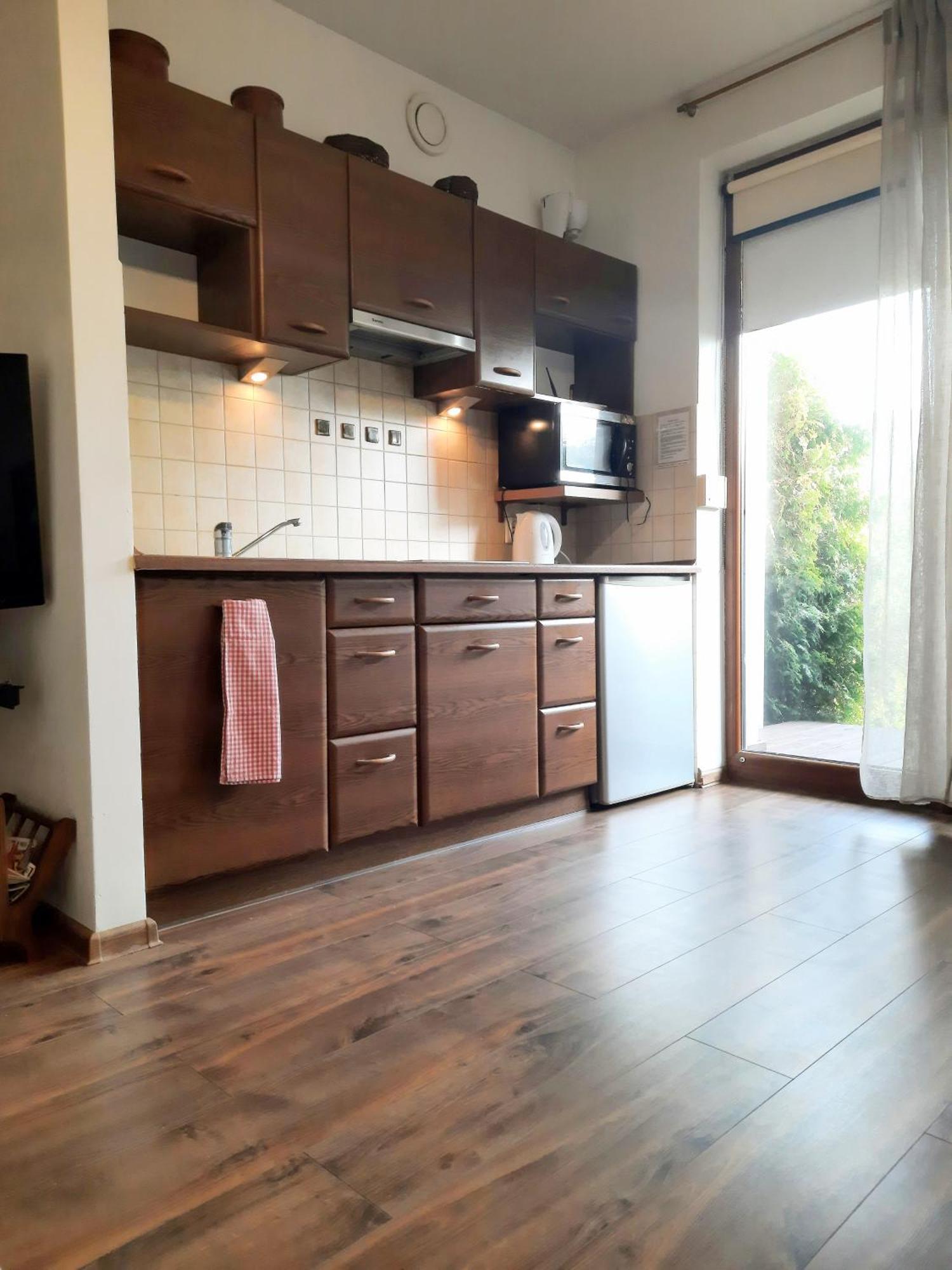 אוסטקה Komfortowy Apartament Dwupokojowy Z Tarasem I Garaz מראה חיצוני תמונה